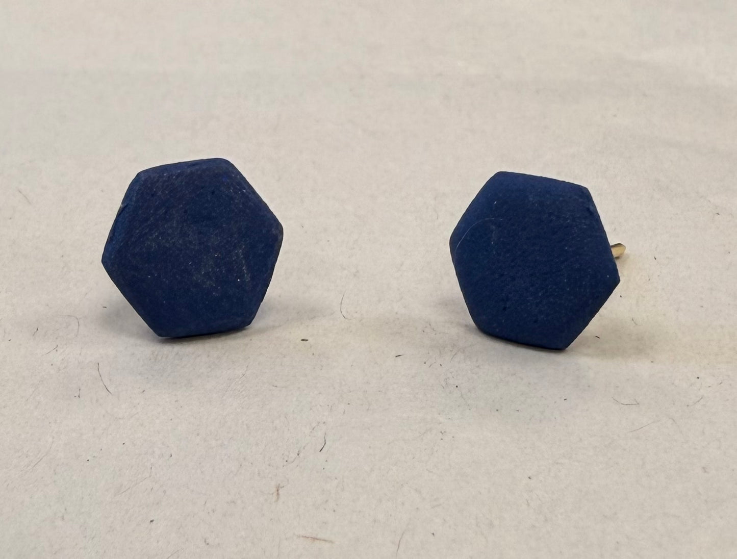 Clous d'oreilles - Hexagone