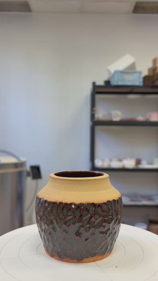 Vase échancré - grès roux